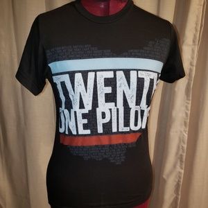 Tultex Unisex Twenty One Pilots Band Shirt s/xs